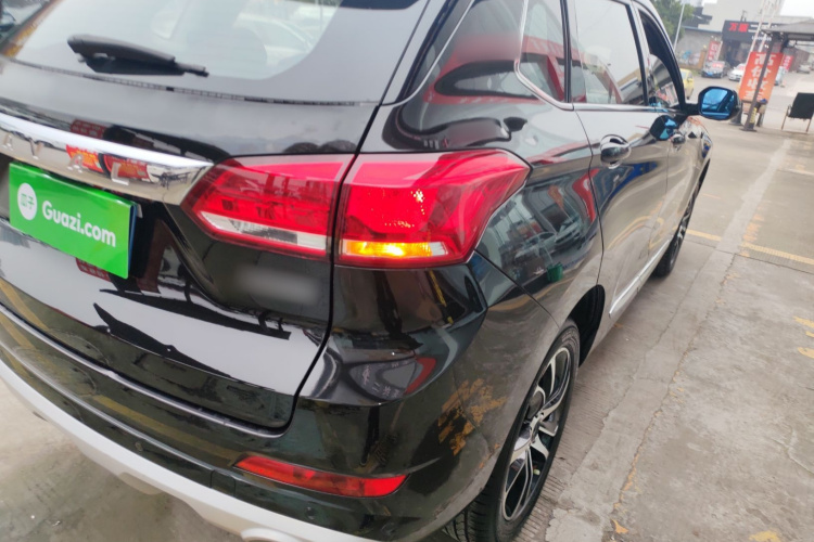 哈弗H6 Coupe 2018款 红标 1.5T 自动两驱超豪型车身外观9