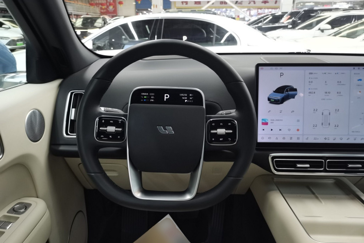 理想汽车 理想L7 2023款 Pro中控内饰13