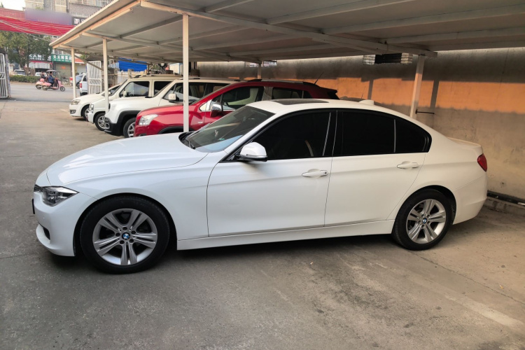 宝马3系 2013款 316i 运动设计套装车身外观6003