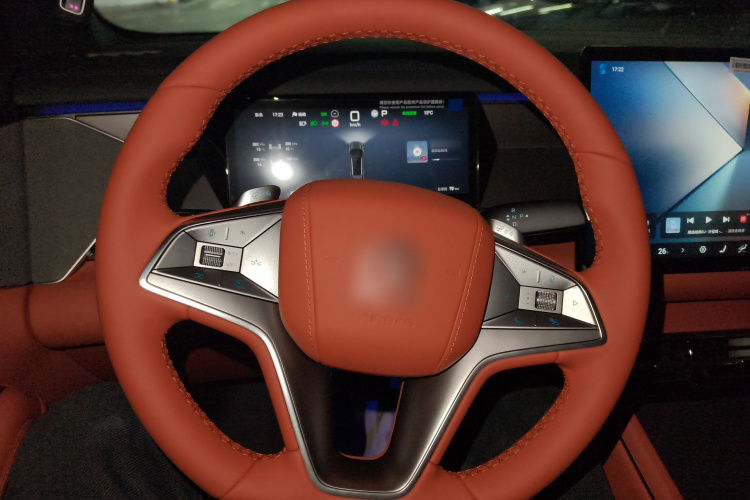 比亚迪 唐L 2025款 EV 670KM激光雷达尊享型局部细节13