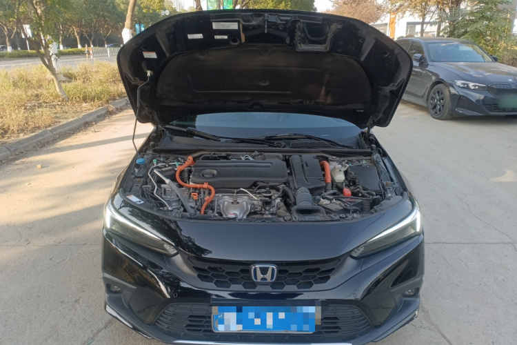 本田 思域 2023款 HATCHBACK 2.0L e:HEV 极曜版机舱底盘24
