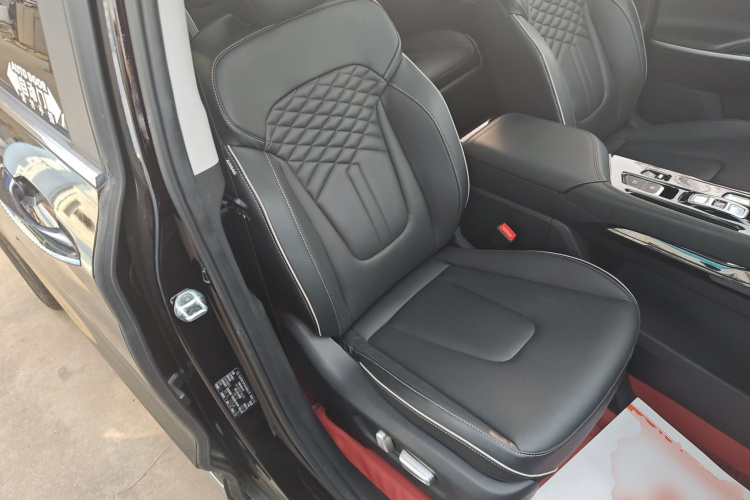 现代 库斯途 2021款 380TGDi 智爱尊贵版 LUX Premium局部细节41