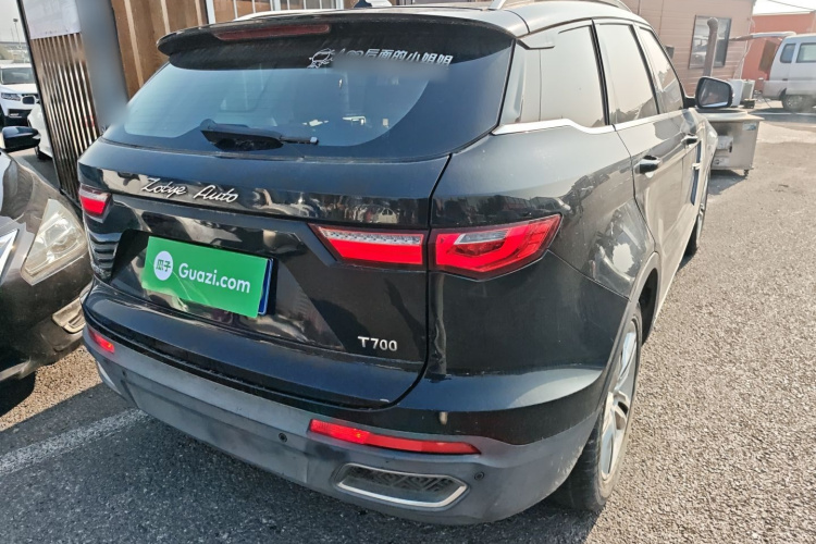 众泰T700 2017款 1.8T 双离合尊贵型车身外观6005