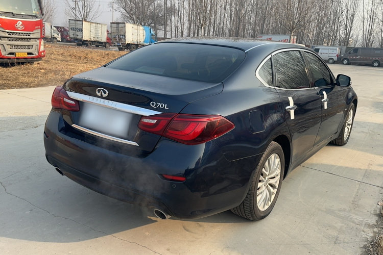 英菲尼迪Q70 2017款 Q70L 2.5L 悦享版车身外观6004