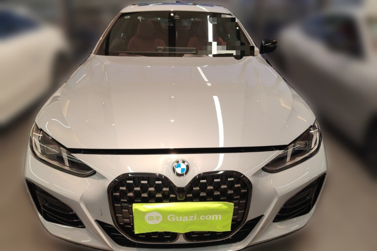 宝马4系 2024款 430i M运动曜夜套装车身外观2
