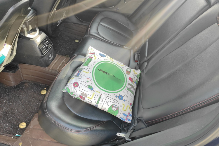 宝马2系旅行车 2016款 218i 领先型中控内饰7004