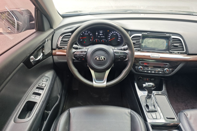 起亚K4 2014款 1.8L 自动GLS中控内饰7006