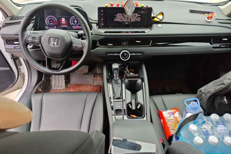 本田 英仕派 2023款 260TURBO 典雅版中控内饰12