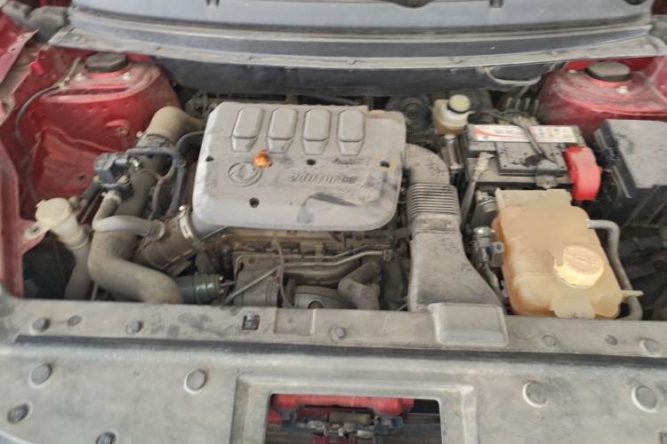 东风风行 风行T5 2020款 1.5T 自动豪华型 国VI机舱底盘24