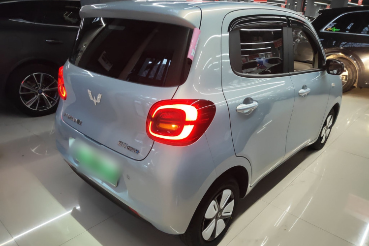 五菱汽车 宏光MINIEV 2025款 四门版 臻享款车身外观6005