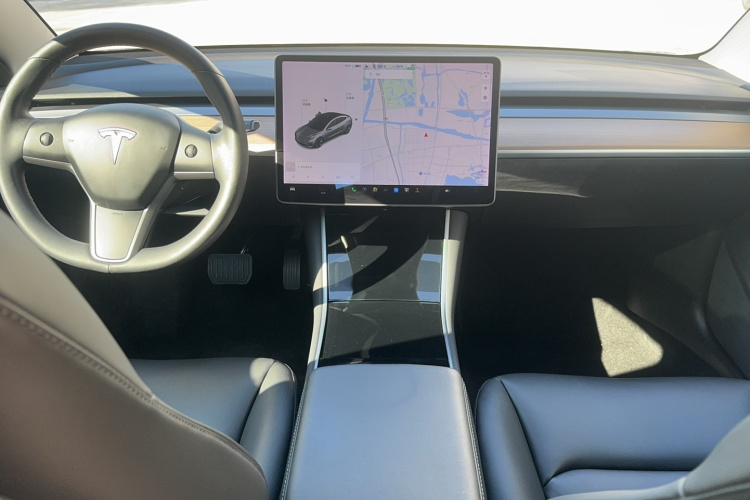 特斯拉 Model 3 2019款 标准续航后驱升级版中控内饰7005