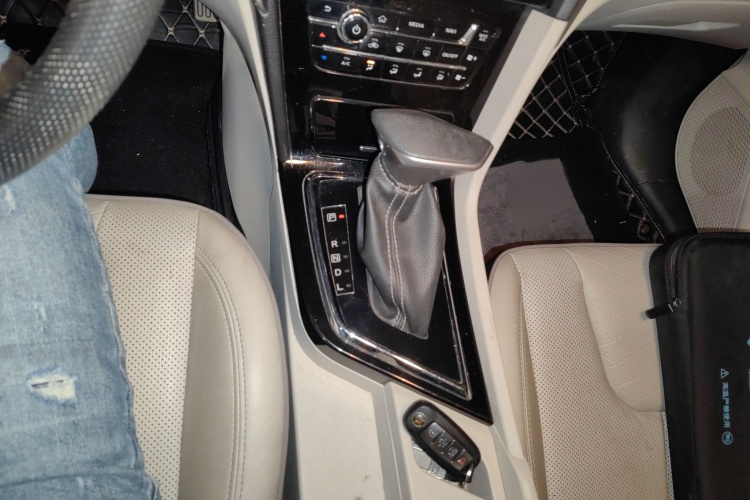 启辰D60 2018款 1.6L CVT智联豪华版局部细节18