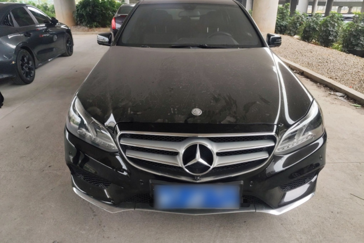 奔驰E级 2014款 改款 E 260 L 运动型车身外观2