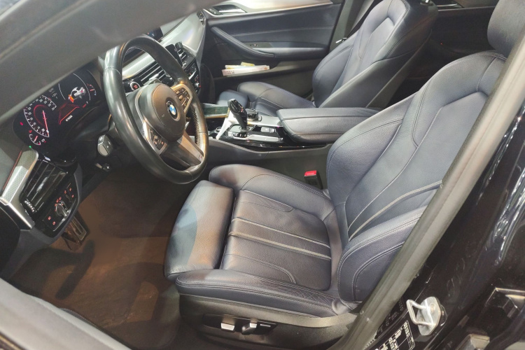 宝马5系(进口) 2019款 525i M运动套装局部细节19