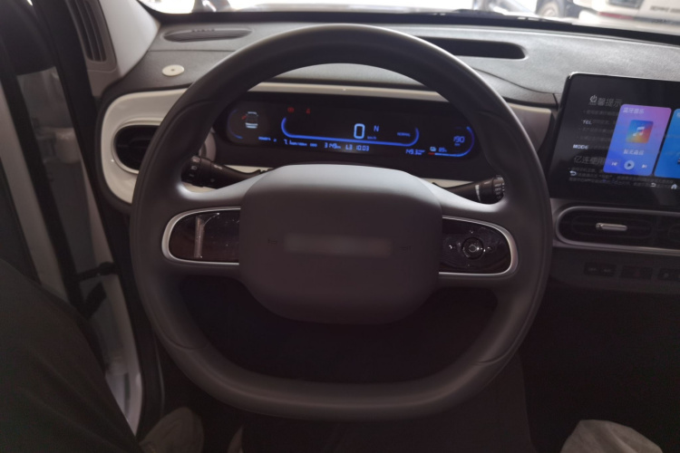 吉利银河 2025款 210km 熊猫卡丁局部细节13