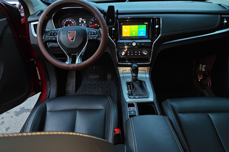 荣威RX5 2018款 20T 两驱自动旗舰版中控内饰12