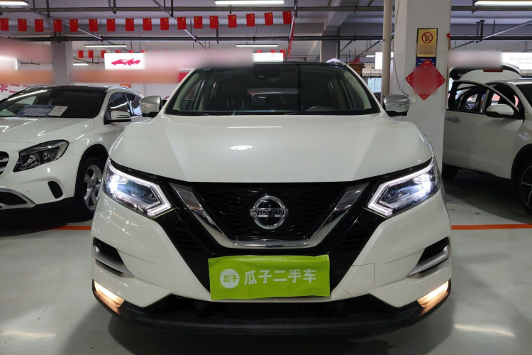 日产 逍客 2021款 2.0L CVT旗舰版车身外观2