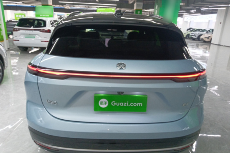 蔚来ES6 2025款 75kWh车身外观6