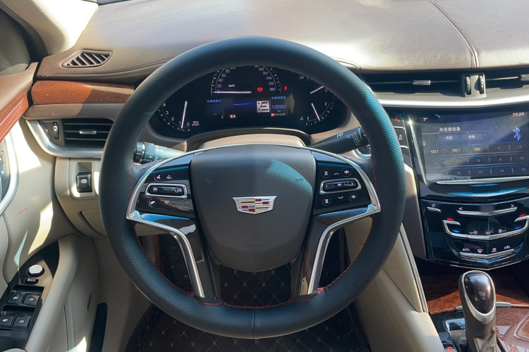 凯迪拉克XTS 2017款 28T 精英型局部细节13