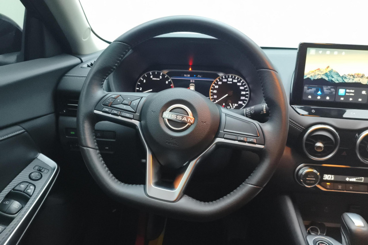 日产 轩逸 2023款 1.6L CVT悦享版中控内饰13