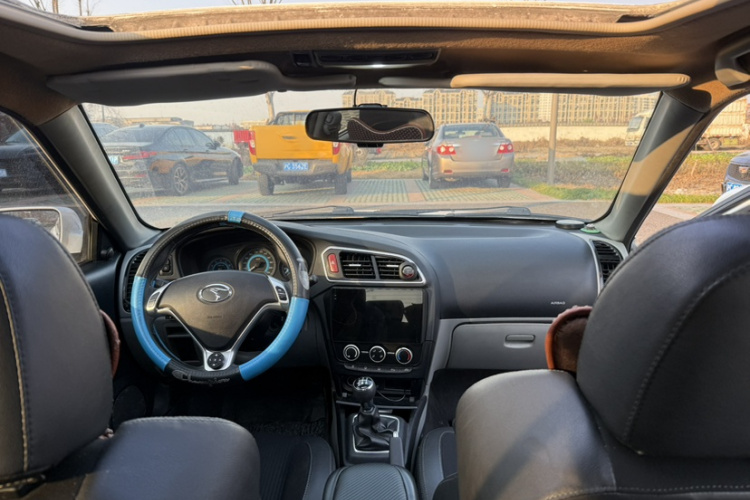 东南 V3菱悦 2015款 1.5L 手动风采版中控内饰7001