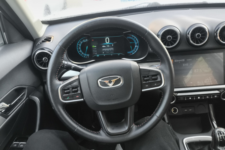 凯翼X3 2019款 1.5L 手动智耀版中控内饰13