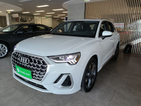 奥迪Q3 2024款 35 TFSI 时尚动感型