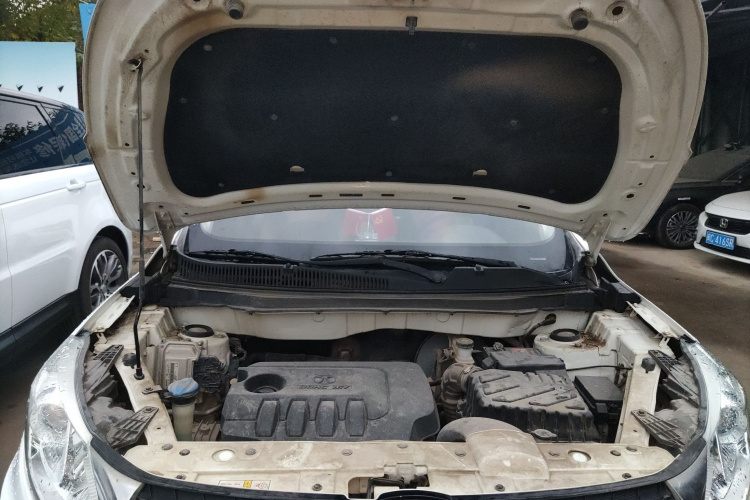 北京汽车 绅宝X35 2016款 1.5L 自动豪华版机舱底盘24