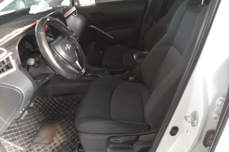 丰田 锋兰达 2023款 2.0L CVT领先版中控内饰19