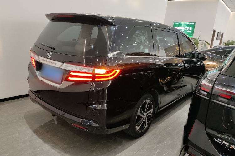 本田 奥德赛 2017款 2.4L 豪华版车身外观7