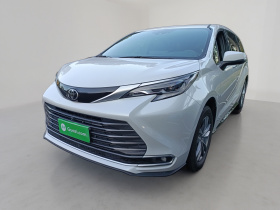 丰田 赛那SIENNA 2024款 2.5L混动 四驱尊贵版