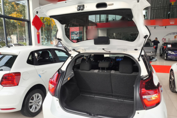 丰田 威驰FS 2022款 1.5L 20周年纪念版局部细节23