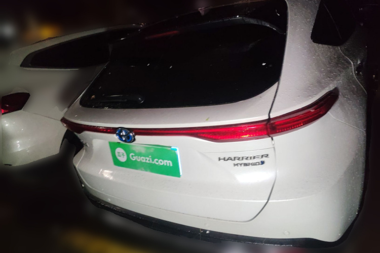 丰田 凌放HARRIER 2022款 双擎 2.5L CVT两驱豪华版车身外观6