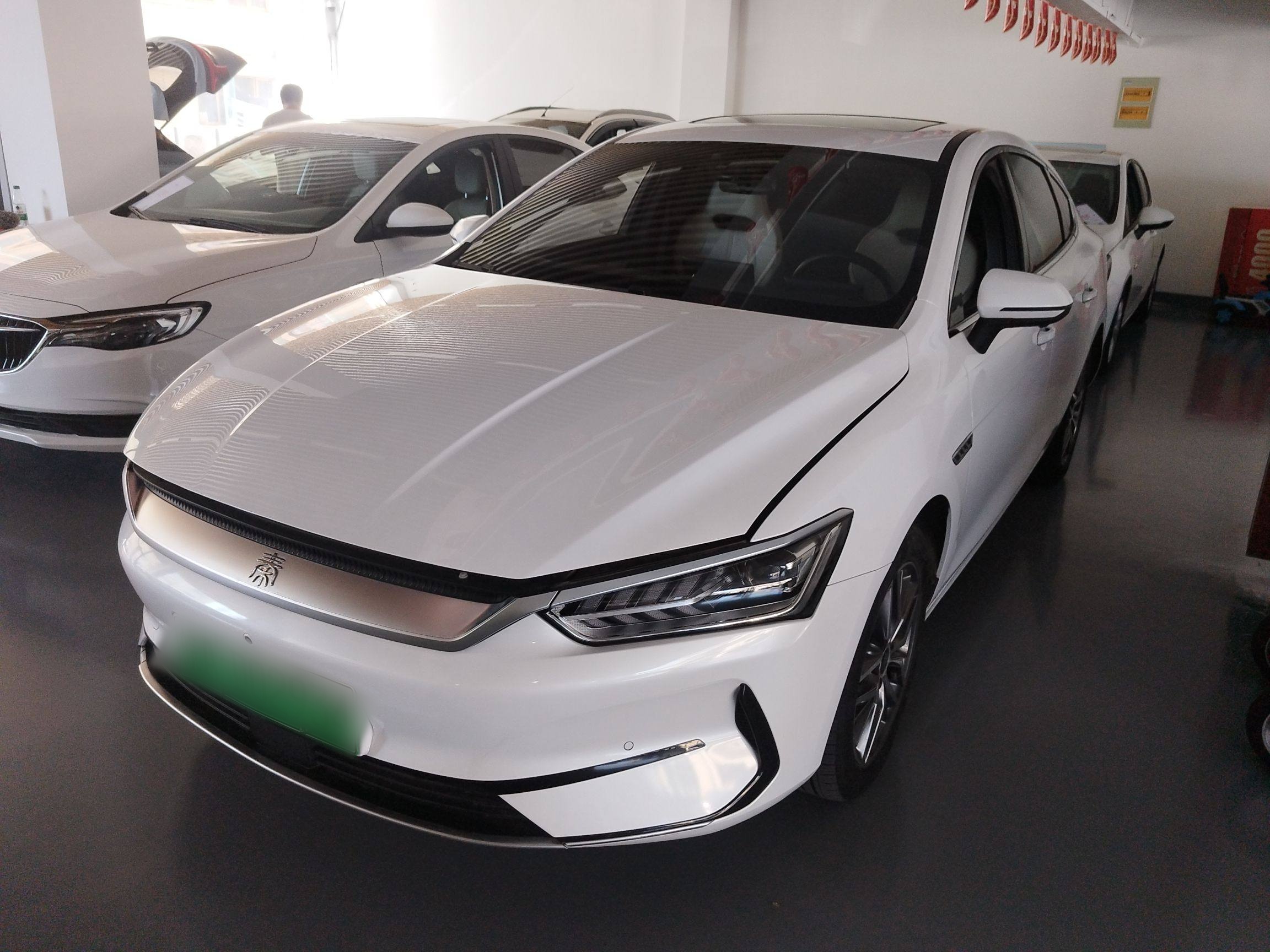 比亚迪 秦PLUS 2023款 冠军版 EV 420KM超越型