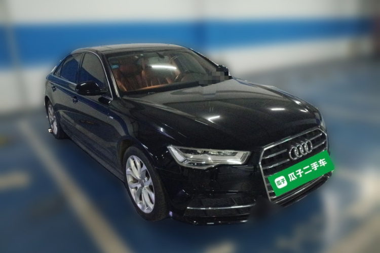 奥迪A6L 2018款 30周年年型 35 TFSI 时尚型车身外观3