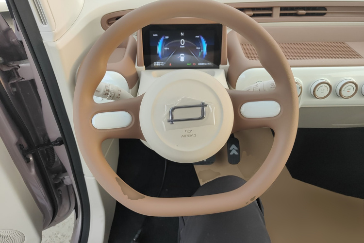 奔腾小马 2026款 222km 萌趣马 Plus中控内饰13