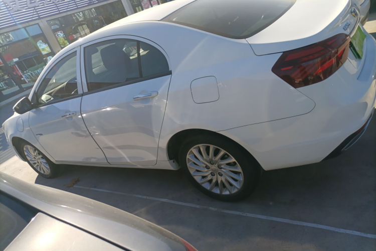 吉利汽车 帝豪新能源 2017款 1.5L PHEV 进取型车身外观4