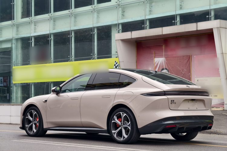 蔚来ET5 2022款 75kWh车身外观6003