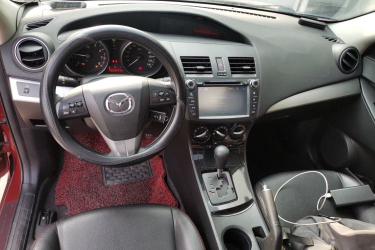 马自达3星骋 2015款 三厢 1.6L 自动精英型中控内饰12