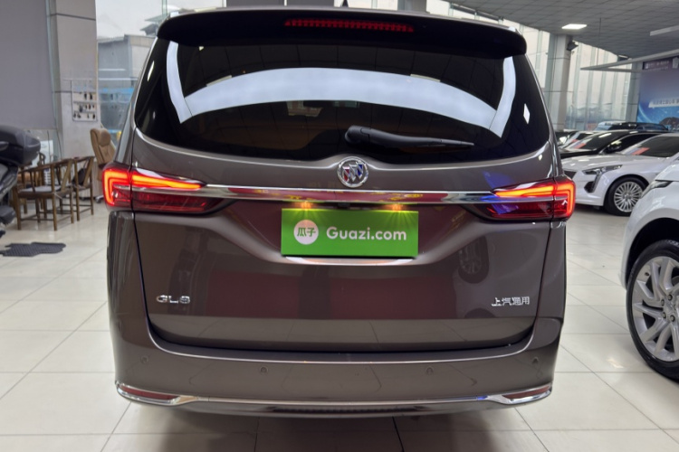 别克GL8 2023款 改款 陆上公务舱 豪华型车身外观6004