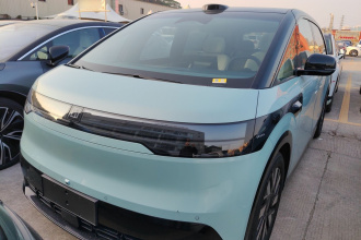 极氪MIX 2025款 长续航智驾版