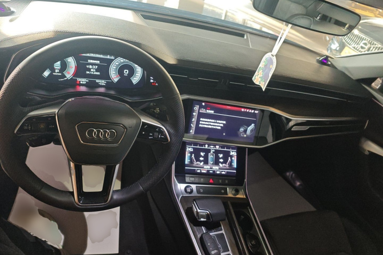 奥迪A6L 2021款 40 TFSI 豪华动感型中控内饰7002