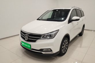 宝骏730 2019款 1.5T 手动时尚型 7座 国VI