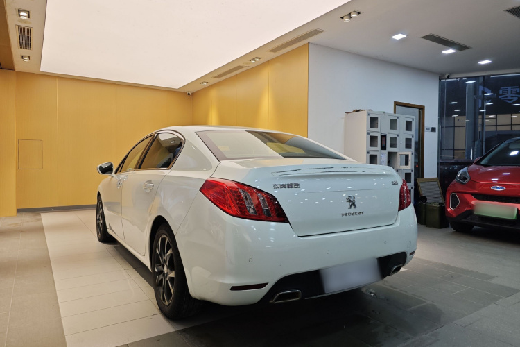 标致508 2013款 2.3L 两周年纪念 自动旗舰版车身外观6009
