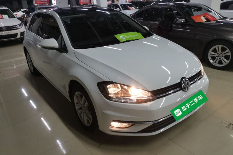 大众 高尔夫 2019款 200TSI DSG舒适进取版 国VI车身外观3