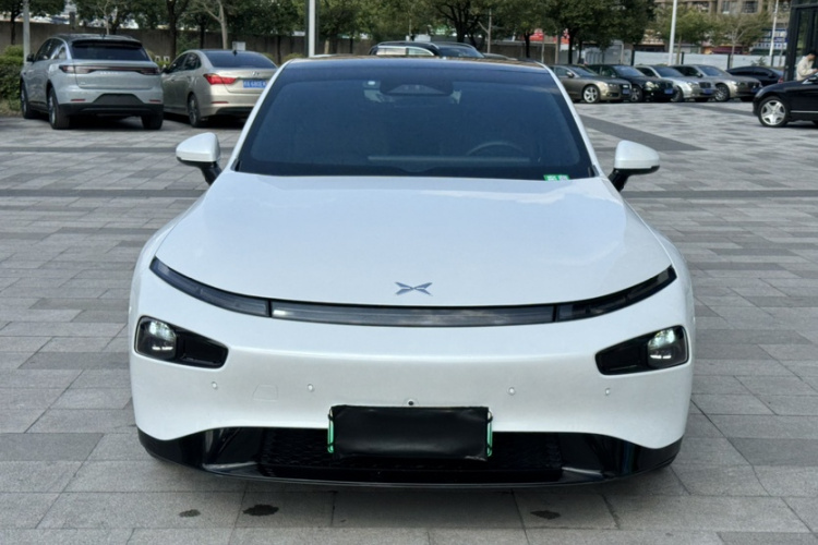 小鹏P7 2023款 P7i 702 Pro车身外观6002