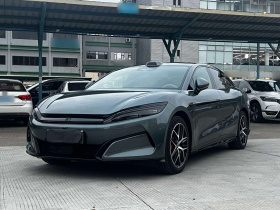 比亚迪 汉L 2025款 DM-p 四驱激光雷达旗舰型