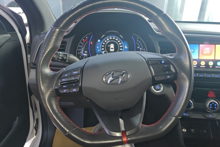 现代 领动 2020款 1.4T 双离合炫动·活力型中控内饰13