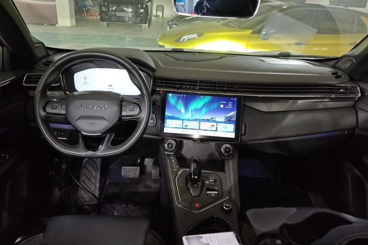 领克01 2023款 1.5TD EM-F PM中控内饰12