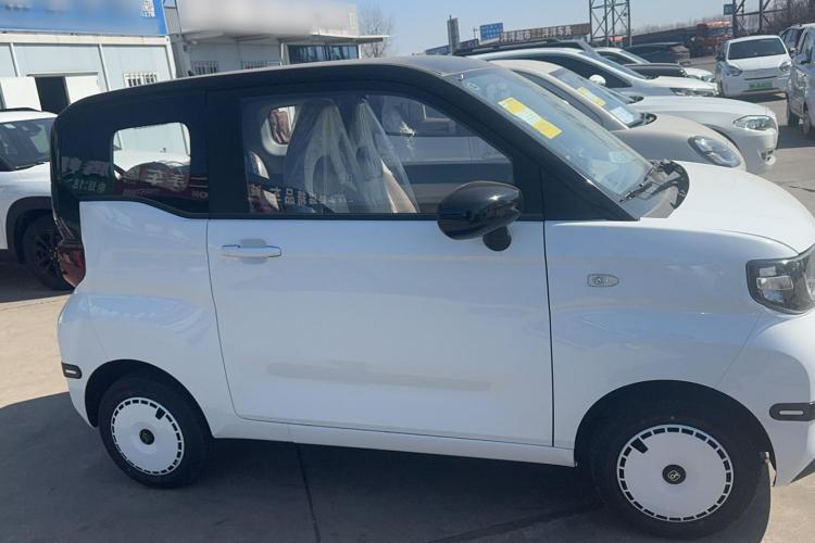 奇瑞新能源 QQ冰淇淋 2024款 青春版 205km圣代车身外观6002